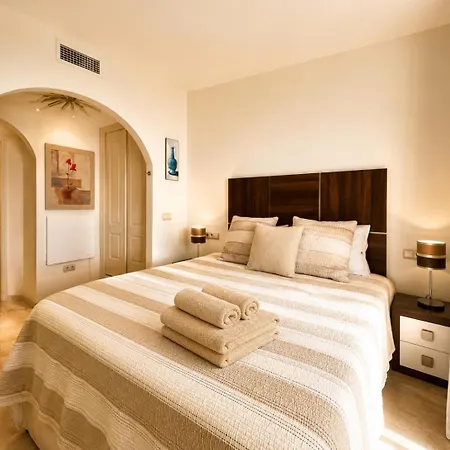 Sunny 2br In Jardines De Santa Maria Golf, Elviria, Marbella, 4 Pools ماربيا